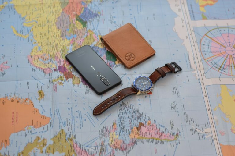 How to Choose the Best Travel Accessories for Executives